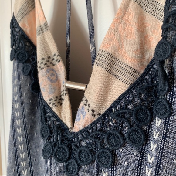 BOHO 🦋embellished dress w/ cute cutouts + details - Picture 3 of 7